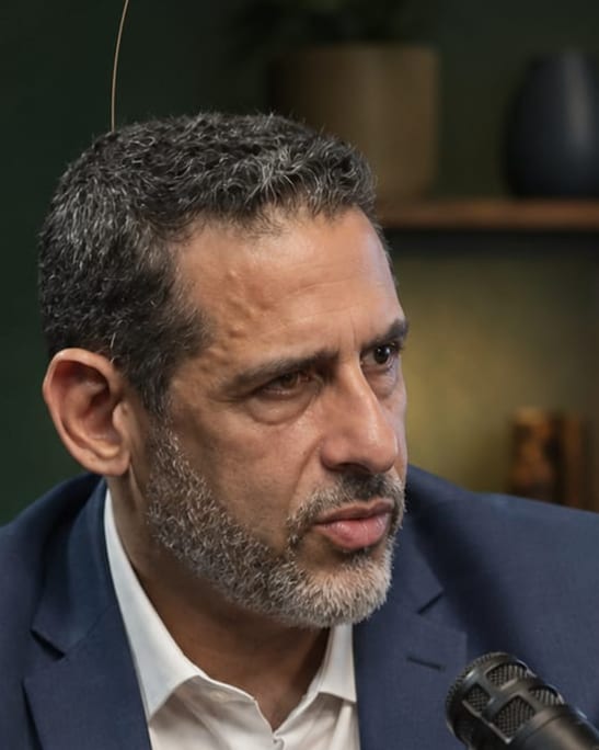 Maurício Henriques Damasceno em gravação no estúdio do Espaço Kamby